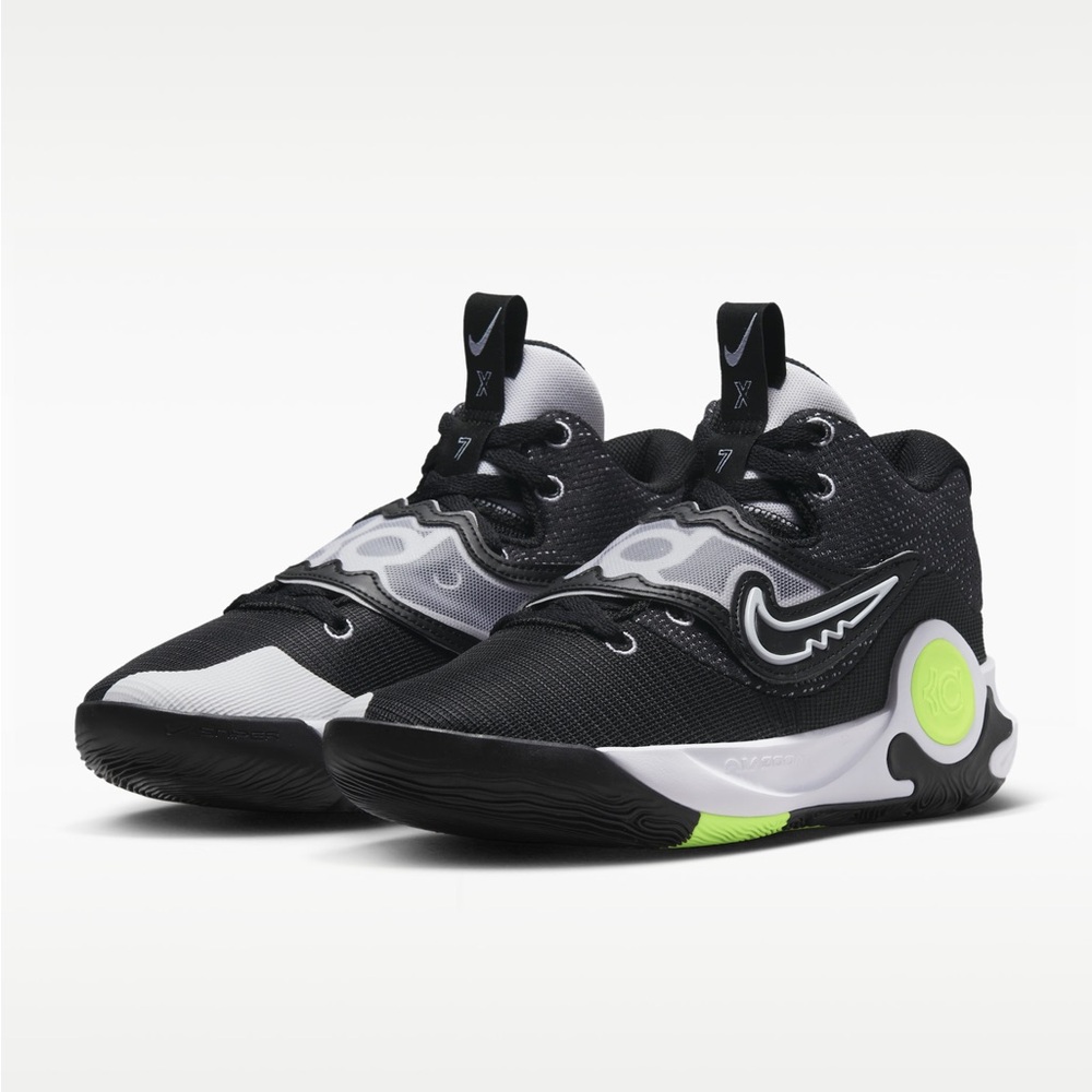 KD Trey 5 X EP Basketball Shoes